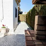 בית נופש Bungalow La Mata טורבייחה